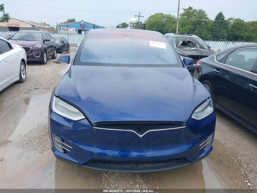 Tesla Model X 100D/75D/90D, снимка 12 - Автомобили и джипове - 56525941