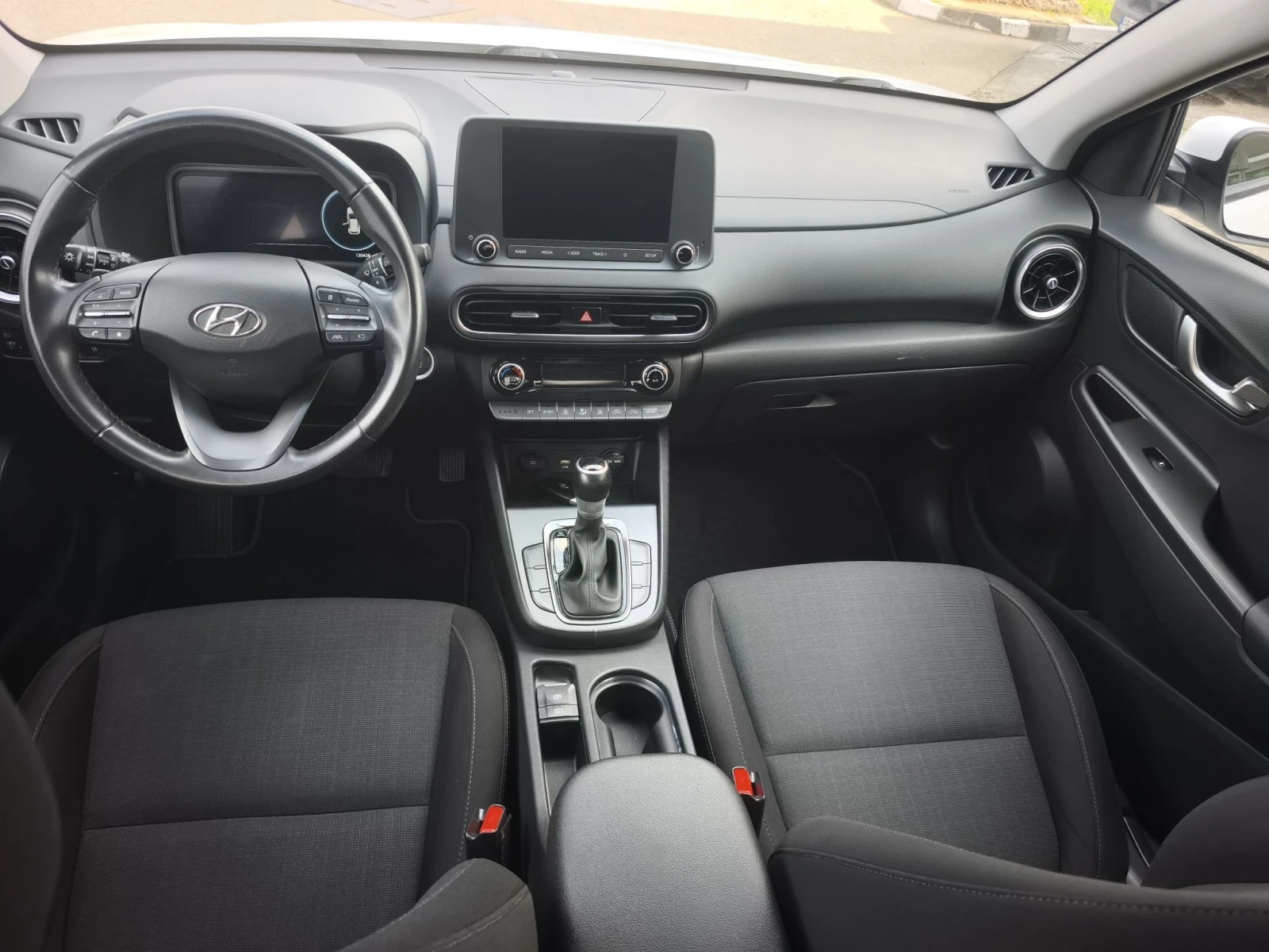 Hyundai Kona 1.6T-GDI LED FULL SERVICE NEW !!!  | Mobile.bg � ����������� 9