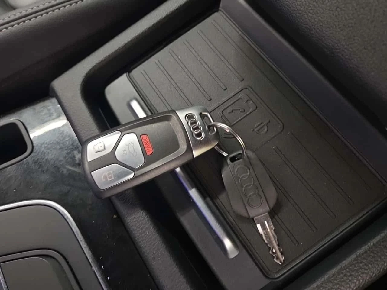 Audi Q5, снимка 8 - Автомобили и джипове - 56732003