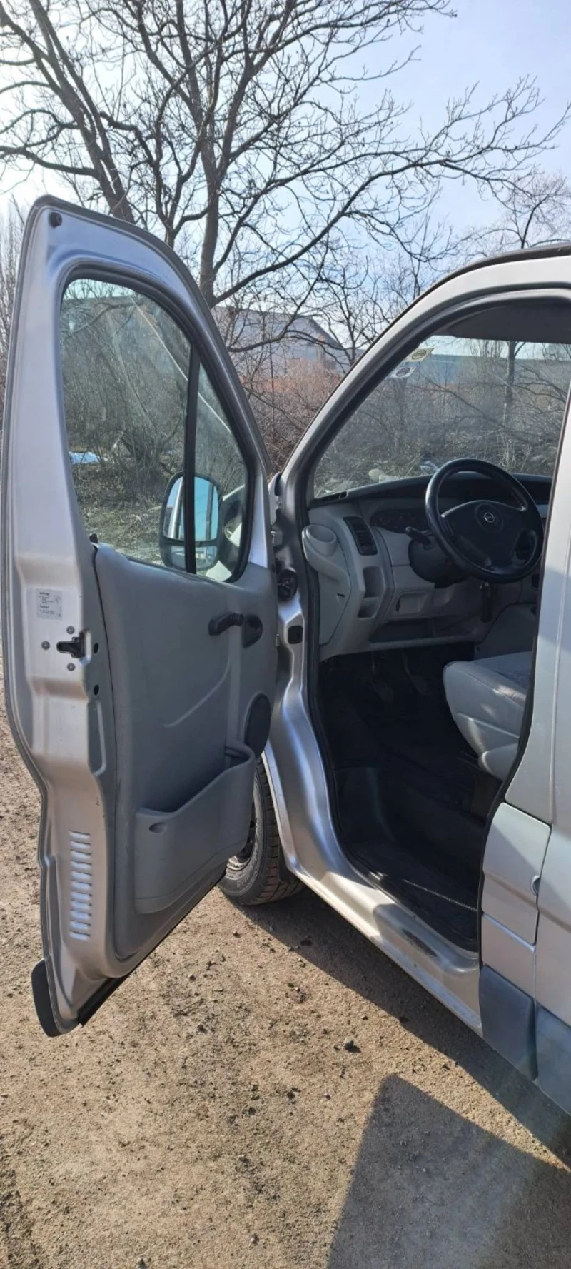 Opel Vivaro 1.9 KLIMA, 6+ 1, снимка 6 - Бусове и автобуси - 49242527