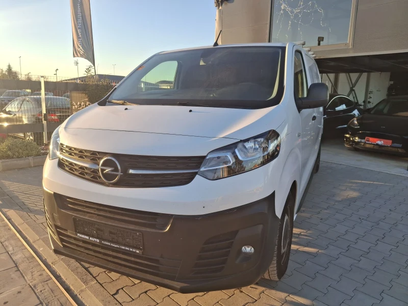 Opel Vivaro 2.0CDTI euro6 Kamera Koja FUll, снимка 4 - Бусове и автобуси - 52416410