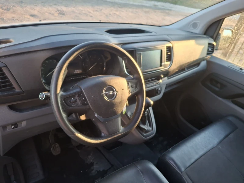 Opel Vivaro 2.0CDTI euro6 Kamera Koja FUll, снимка 12 - Бусове и автобуси - 52416410