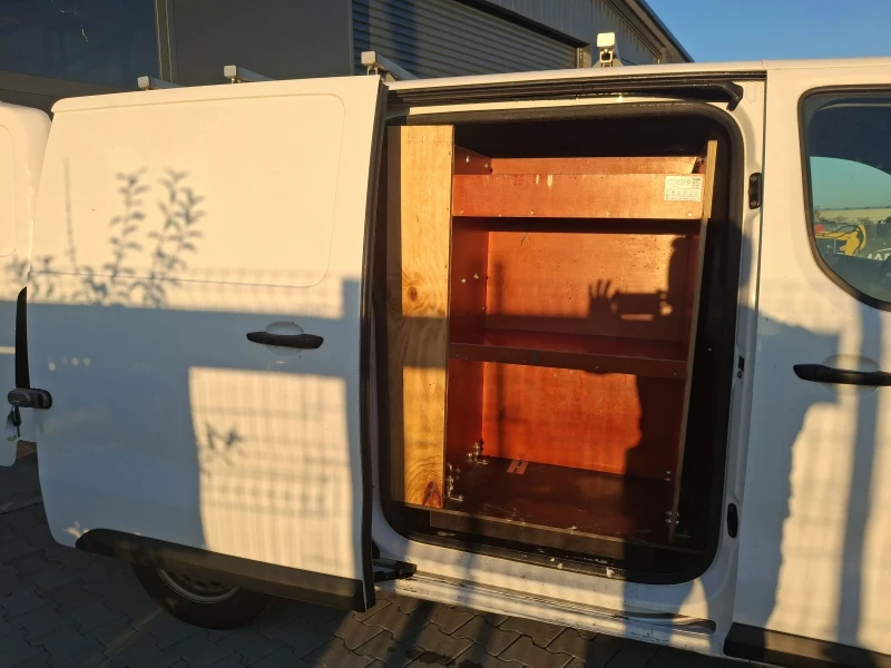 Opel Vivaro 2.0CDTI euro6 Kamera Koja FUll, снимка 16 - Бусове и автобуси - 52416410