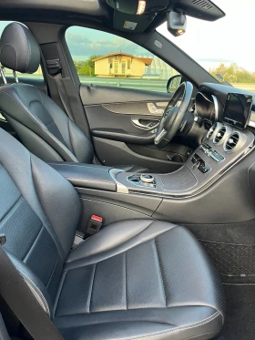 Mercedes-Benz C 300  Facelift/ 4MATIC/ Панорама/ AMG/ full black, снимка 11