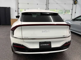 Kia EV6 * Land w/GT Line Pkg 2 AWD * CARFAX * БЕЗ ПЪРВОНАЧ, снимка 4