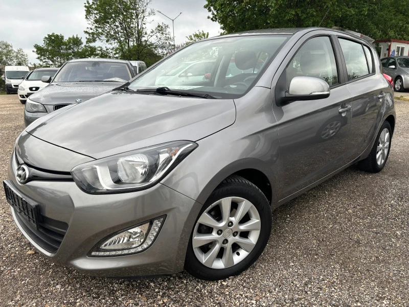 Hyundai I20 2013+ ФЕЙС+ ЛЕД+ ИТАЛИЯ+ НАВИ+ 6ск+ КАТО НОВА, снимка 1 - Автомобили и джипове - 45333333