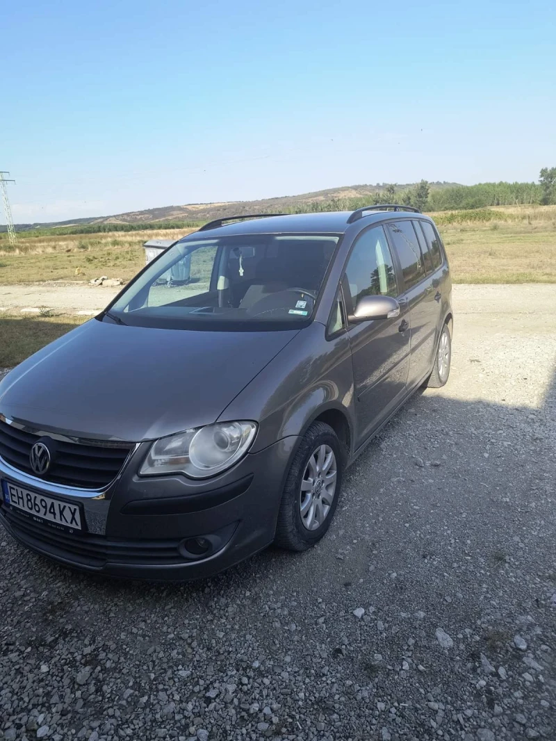 VW Touran, снимка 2 - Автомобили и джипове - 47081258