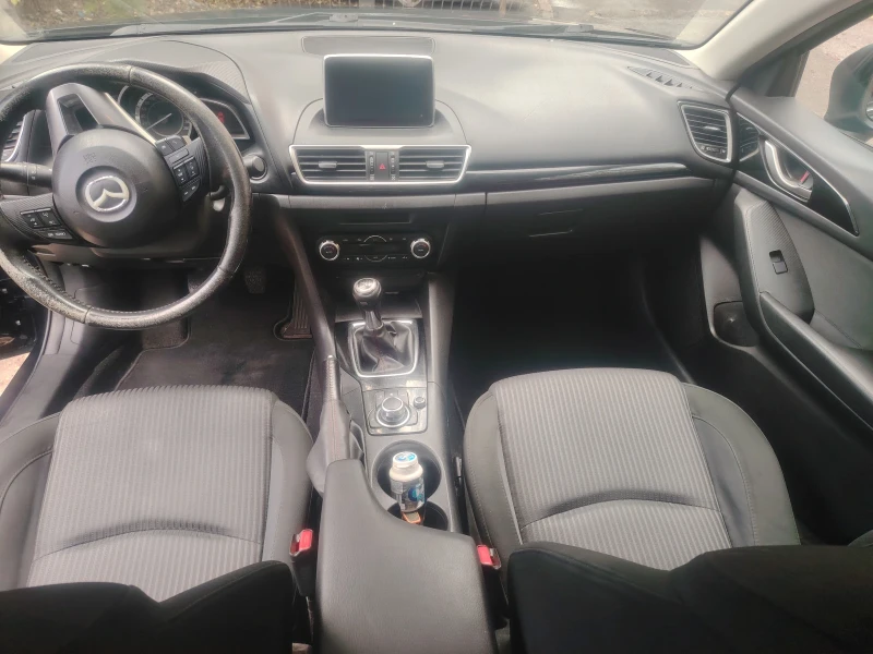 Mazda 3, снимка 9 - Автомобили и джипове - 47546049