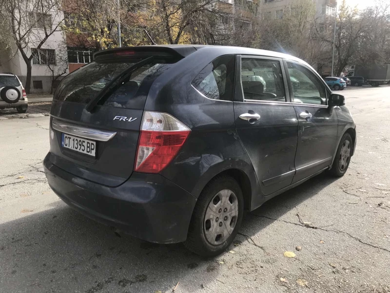 Honda Fr-v 1.7 Газов инжекцион, снимка 5 - Автомобили и джипове - 48048818