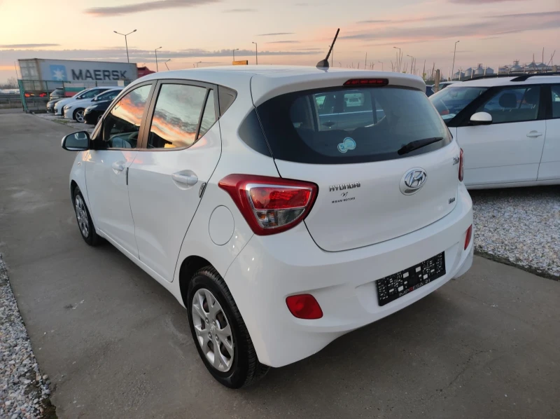 Hyundai I10 1.0i 68kc.бензин/Газ, снимка 5 - Автомобили и джипове - 48500652