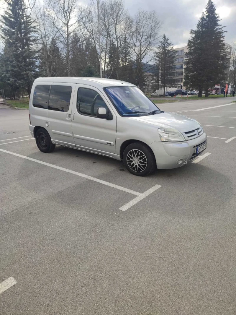 Citroen Berlingo, снимка 4 - Автомобили и джипове - 48758796