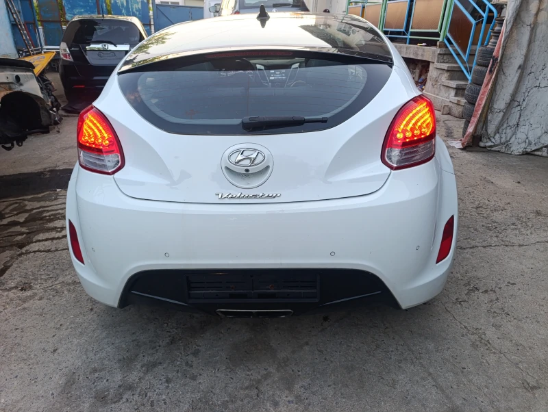 Hyundai Veloster  1.6 GDI кожа, навигация , снимка 4 - Автомобили и джипове - 50553676