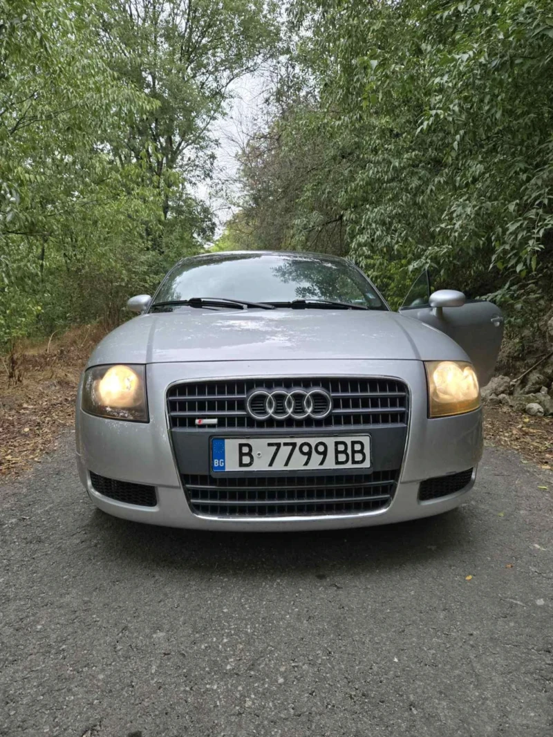 Audi Tt Audi TT 1.8i, снимка 2 - Автомобили и джипове - 51898196