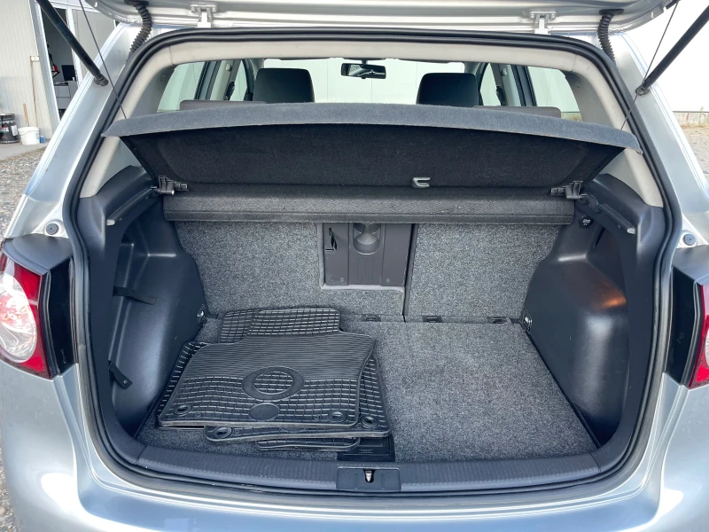 VW Golf Plus 1.4i-75к.с./Климатик/ 138 000км/ Топ състояние, снимка 8 - Автомобили и джипове - 51737031