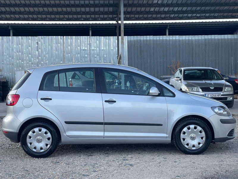 VW Golf Plus 1.4i-75к.с./Климатик/ 138 000км/ Топ състояние, снимка 7 - Автомобили и джипове - 51737031