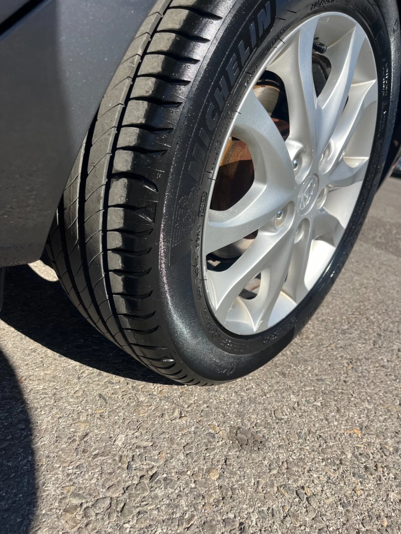 Hyundai I30 1.6i DOHC, снимка 12 - Автомобили и джипове - 51792129