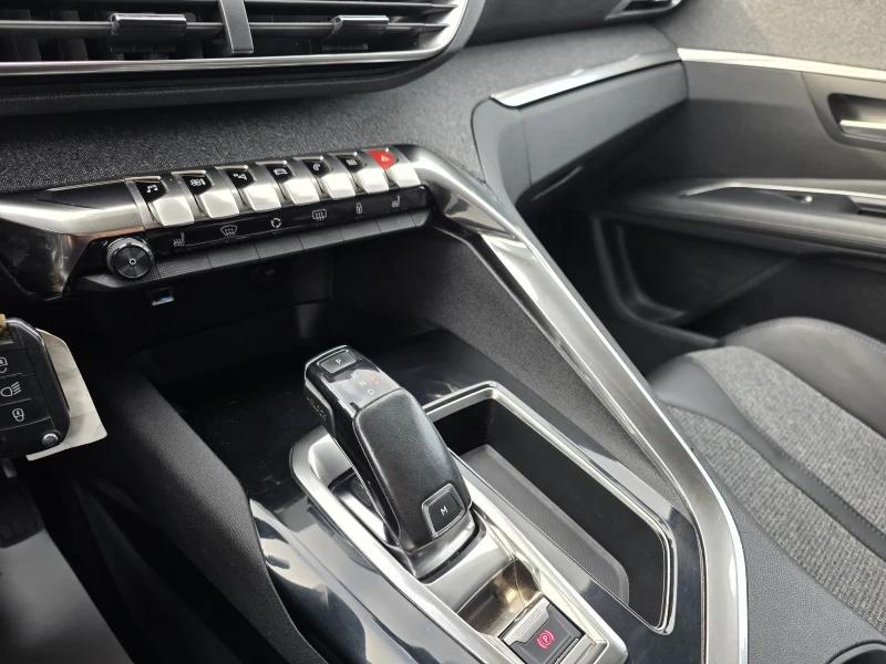Peugeot 3008 1.6HDI AUTOMATIC, снимка 12 - Автомобили и джипове - 52632385