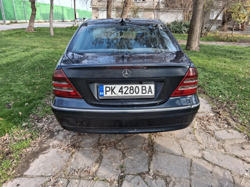 Mercedes-Benz C 220 C220 Дизел, снимка 6 - Автомобили и джипове - 52664737