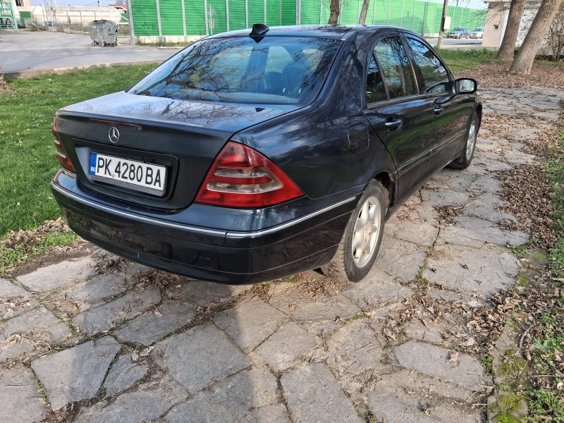 Mercedes-Benz C 220 C220 Дизел, снимка 5 - Автомобили и джипове - 52664737