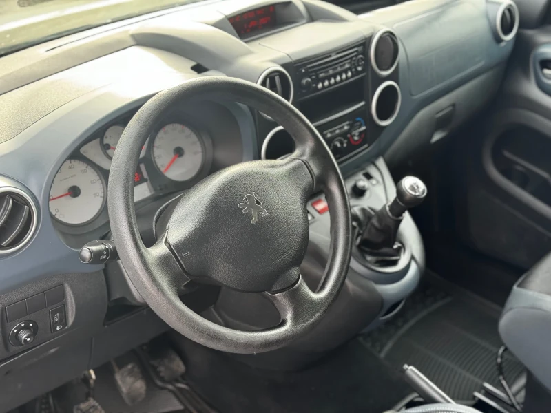 Peugeot Partner 1.6hdi 90kc, снимка 15 - Автомобили и джипове - 52804588