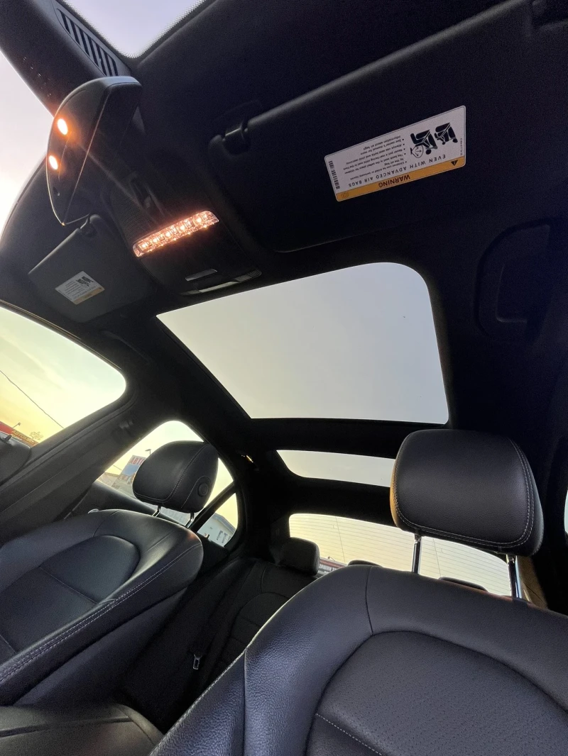 Mercedes-Benz C 300  Facelift/ 4MATIC/ Панорама/ AMG/ full black, снимка 14 - Автомобили и джипове - 53208562