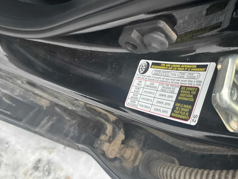 Subaru WRX * STI Sport tech * CARFAX * БЕЗ ПЪРВОНАЧАЛНА ВНОСК, снимка 11 - Автомобили и джипове - 53271312