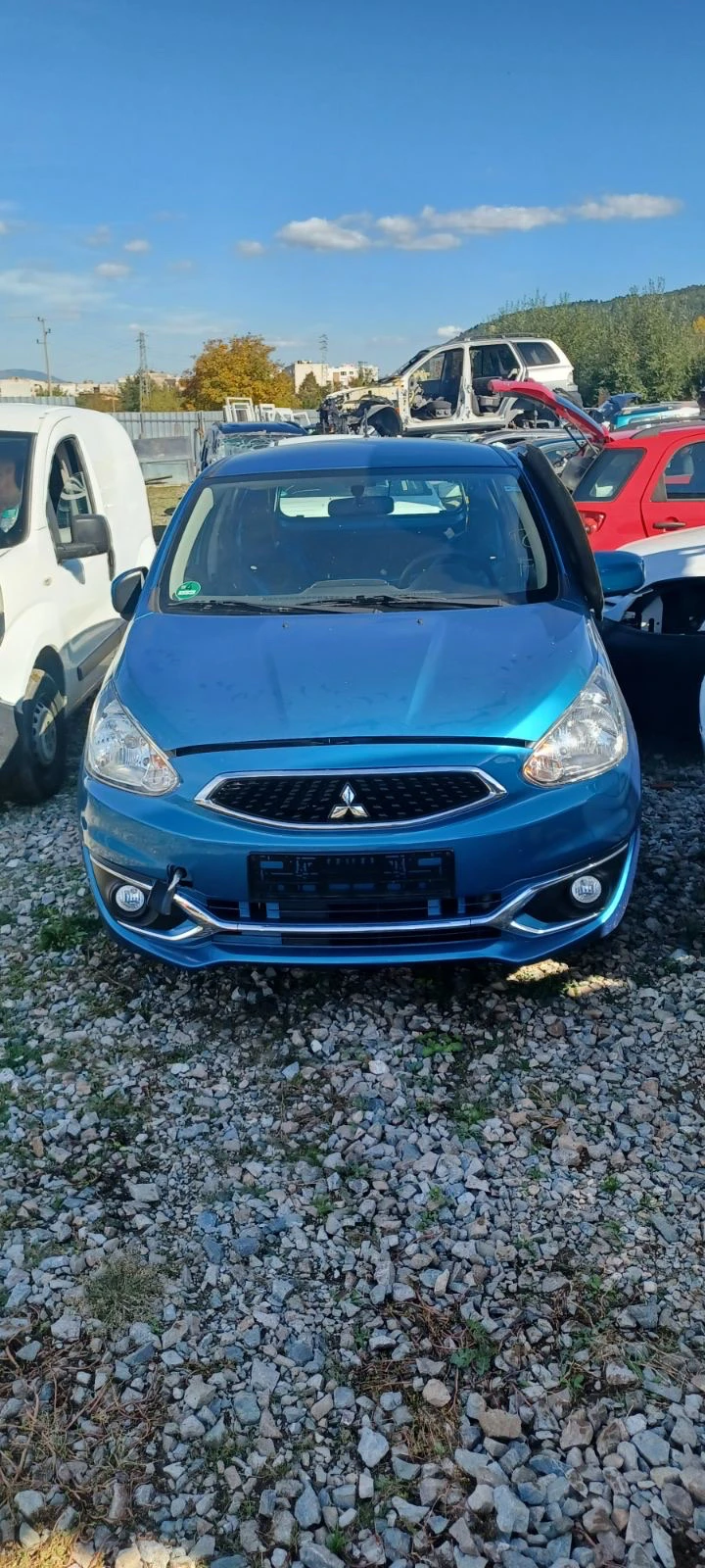 Mitsubishi Space star 1.2, снимка 2 - Автомобили и джипове - 36012948