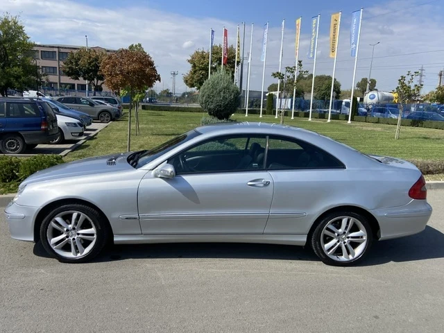 Mercedes-Benz CLK 220CDI-AVANGARD-FACELIFT-КСЕНОН-НАВИ-HARMON KARDON - изображение 2