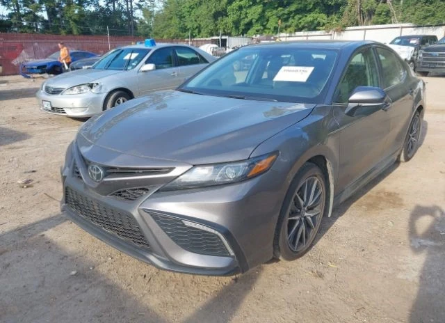 Toyota Camry SE ФИКСИРАНА ЦЕНА ДО БЪЛГАРИЯ!, снимка 1 - Автомобили и джипове - 48011560