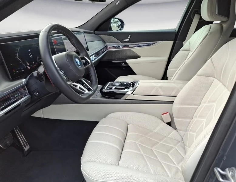 BMW 760 xDrive , снимка 4 - Автомобили и джипове - 54564318