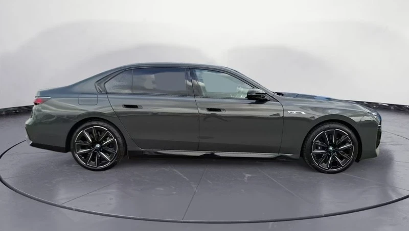 BMW 760 xDrive , снимка 3 - Автомобили и джипове - 54564318