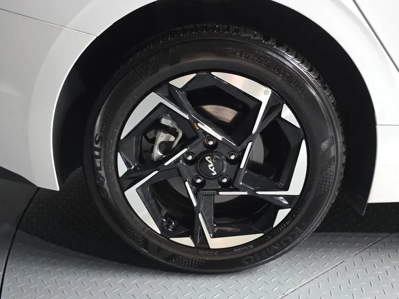 Kia K5 2.0 Prestige, снимка 5 - Автомобили и джипове - 55885621