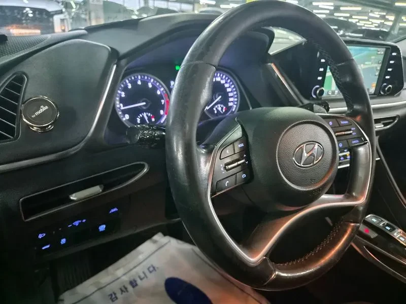 Hyundai Sonata 2.0 LPG - САМО 30% АВАНС, снимка 12 - Автомобили и джипове - 56562868