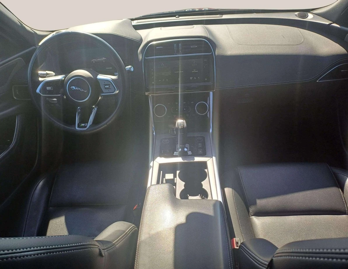 Jaguar XE 2.0 i | Mobile.bg   11
