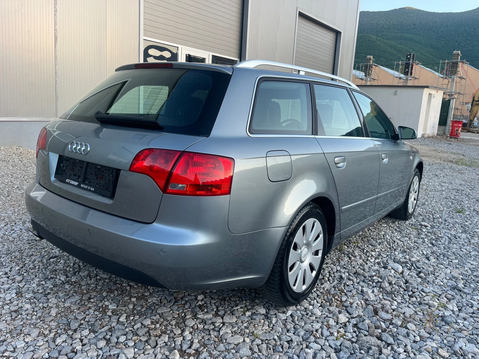 Audi A4 2.0TDI  - изображение 5