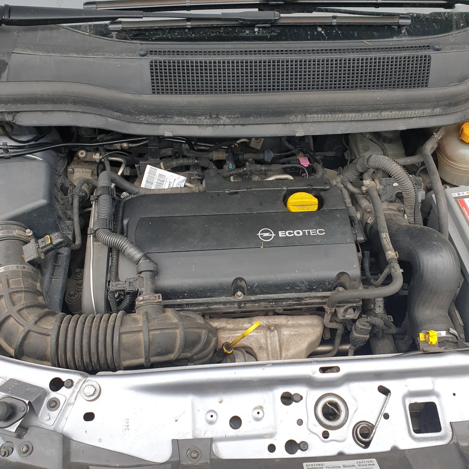 Opel Zafira 1.6 turbo  - изображение 8