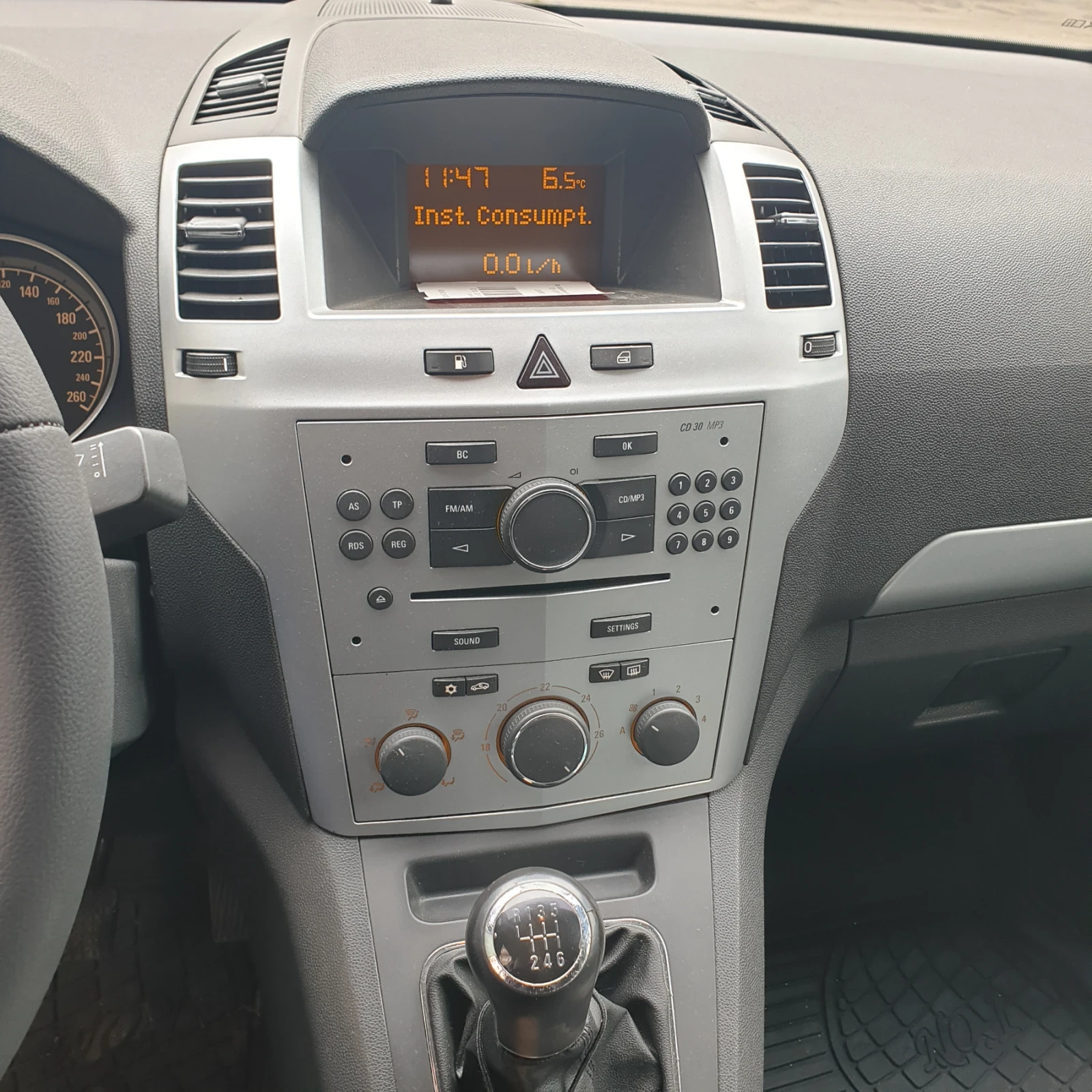 Opel Zafira 1.6 turbo  - изображение 10