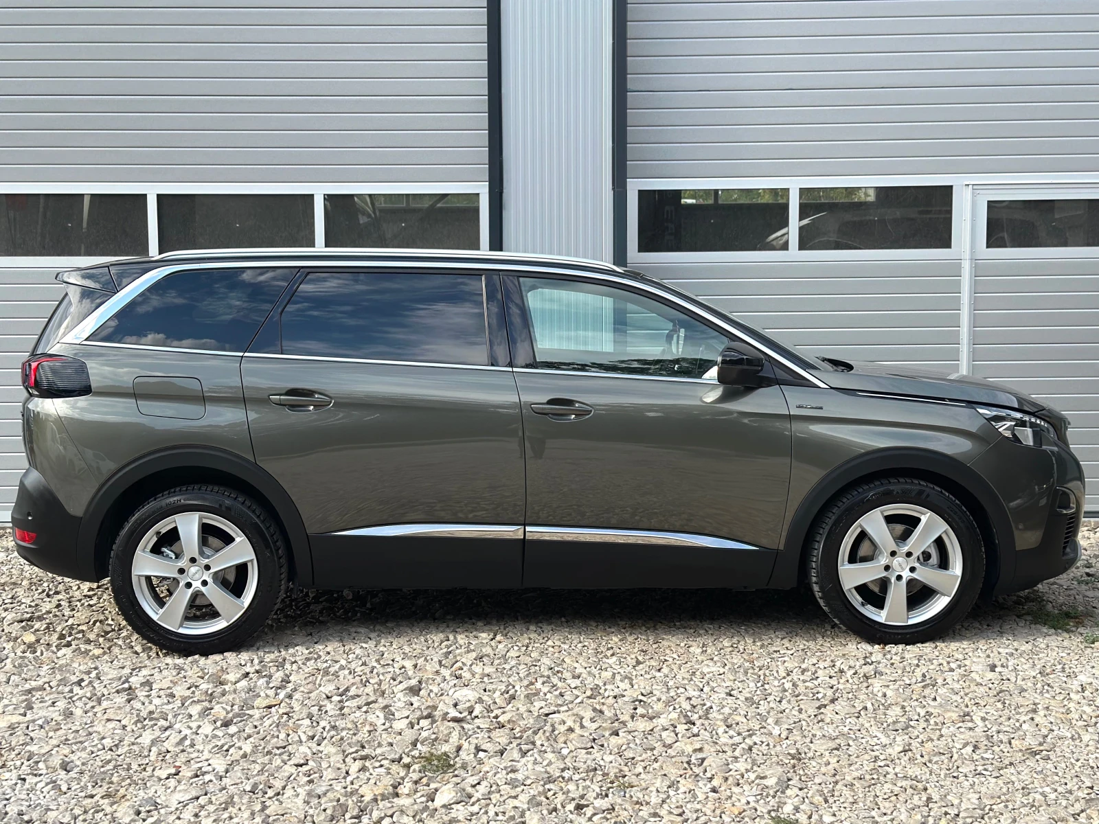 Peugeot 5008 2.0HDI GT-line FULL LED ПАНОРАМА 7 места ТОП - изображение 8