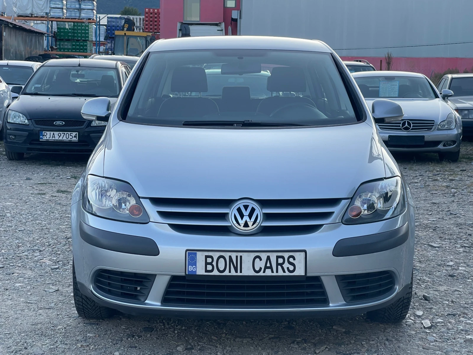 VW Golf Plus 1.4i-75к.с./Климатик/ 138 000км/ Топ състояние - изображение 2