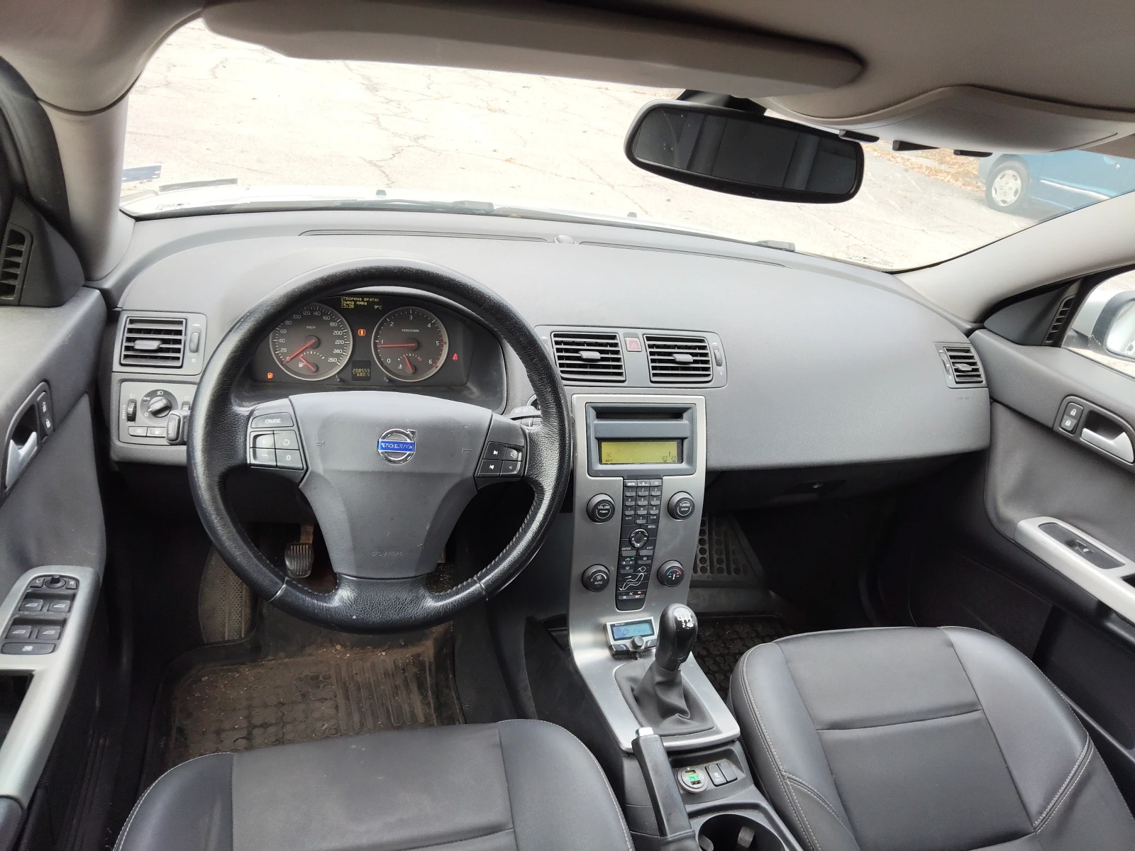 Volvo V50 2, 0d 136ps - РЕГИСТРИРАНА - ВСИЧКО ПЛАТЕНО - изображение 6