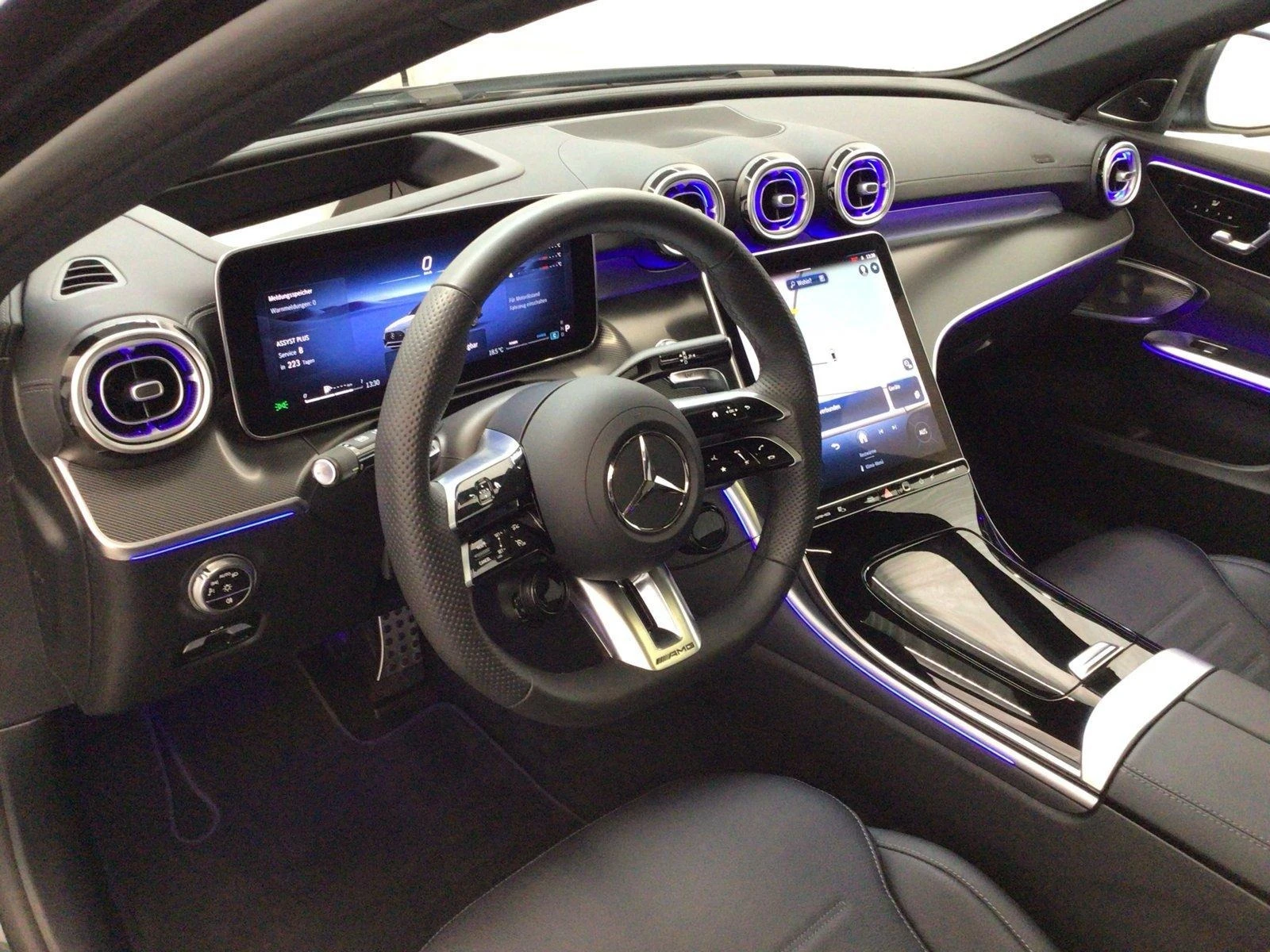 Mercedes-Benz C 43 AMG 4M* HEAD-UP* BURM* PANO* MEMORY* 360CAM* DISTR - изображение 5