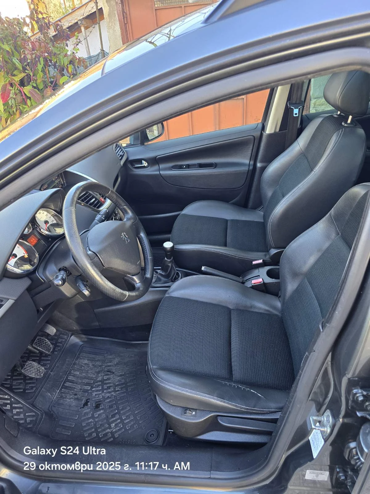 Peugeot 207 SW - изображение 6