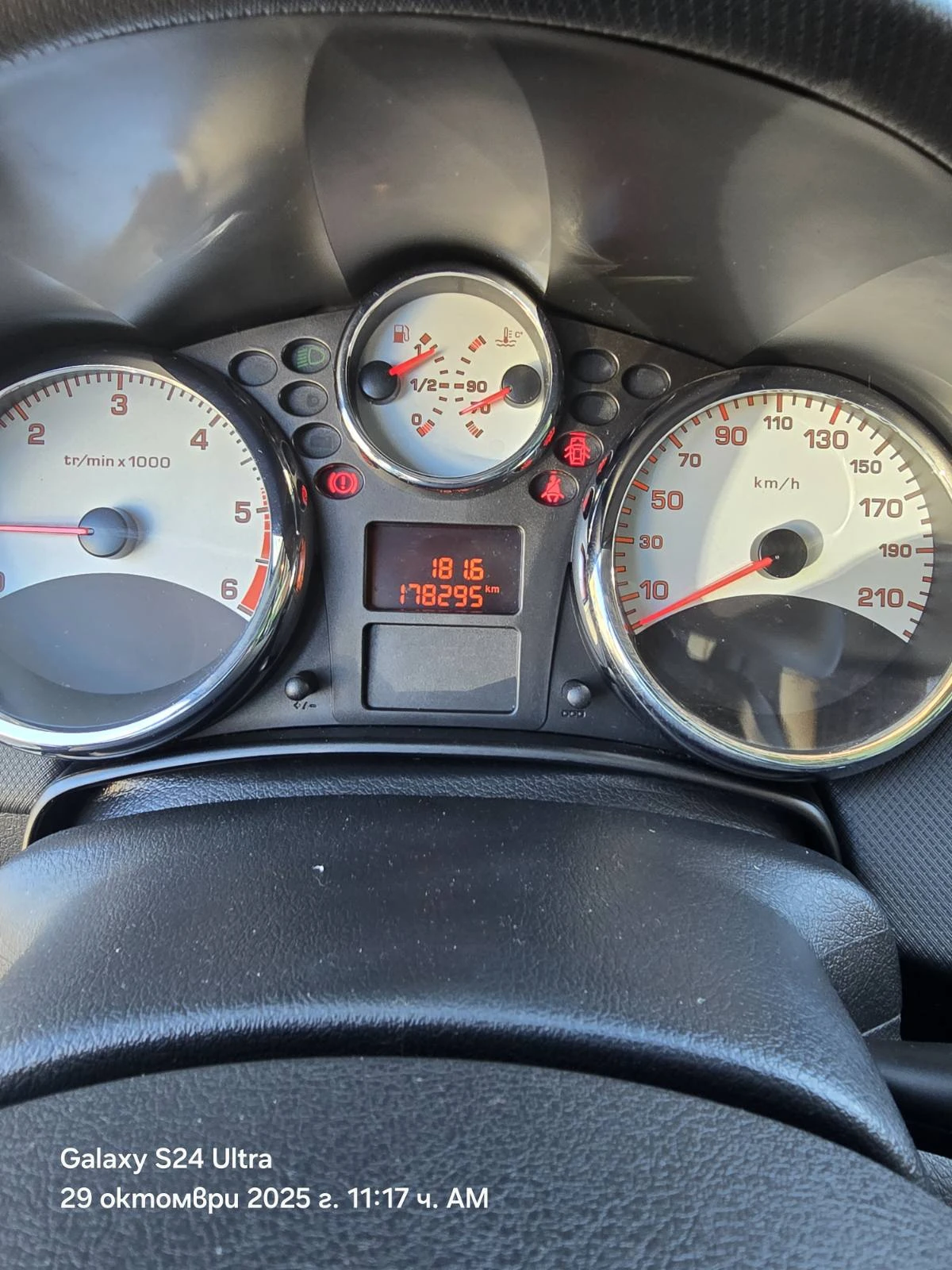 Peugeot 207 SW - изображение 10