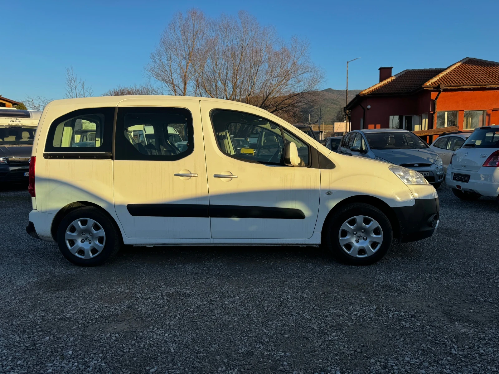 Peugeot Partner 1.6hdi 90kc - изображение 10