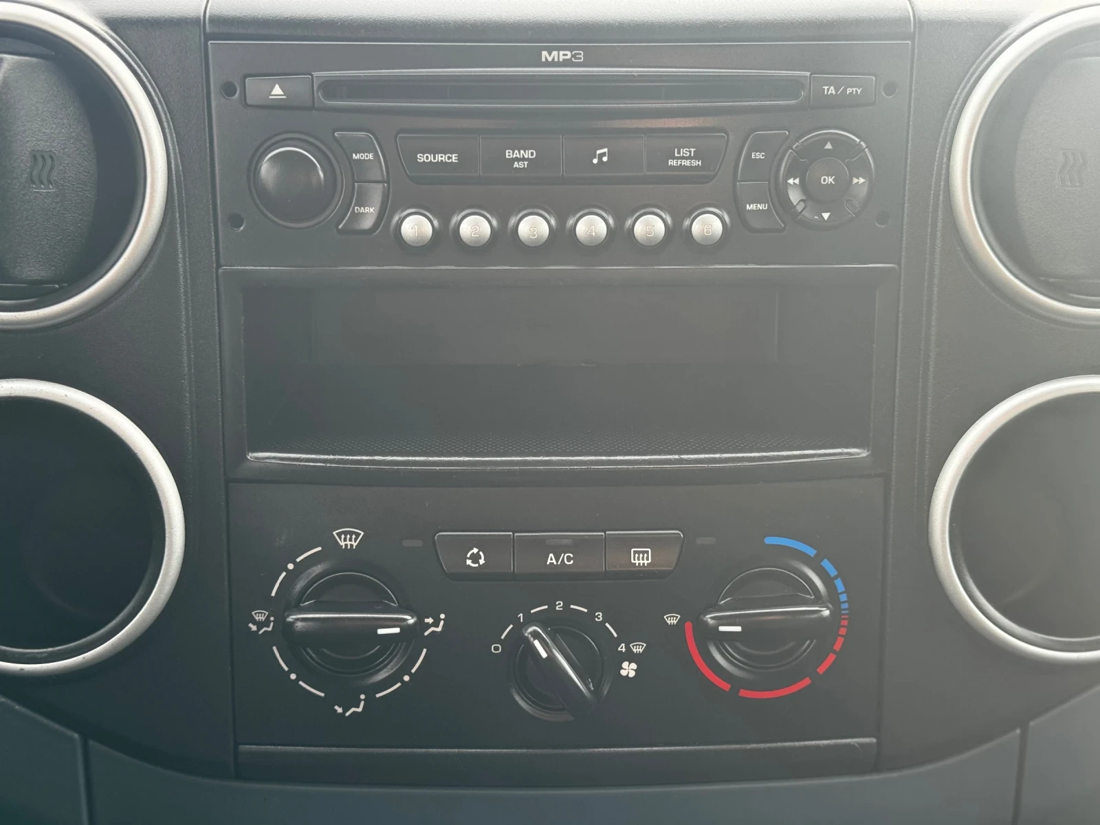 Peugeot Partner 1.6hdi 90kc | Mobile.bg � ����������� 14