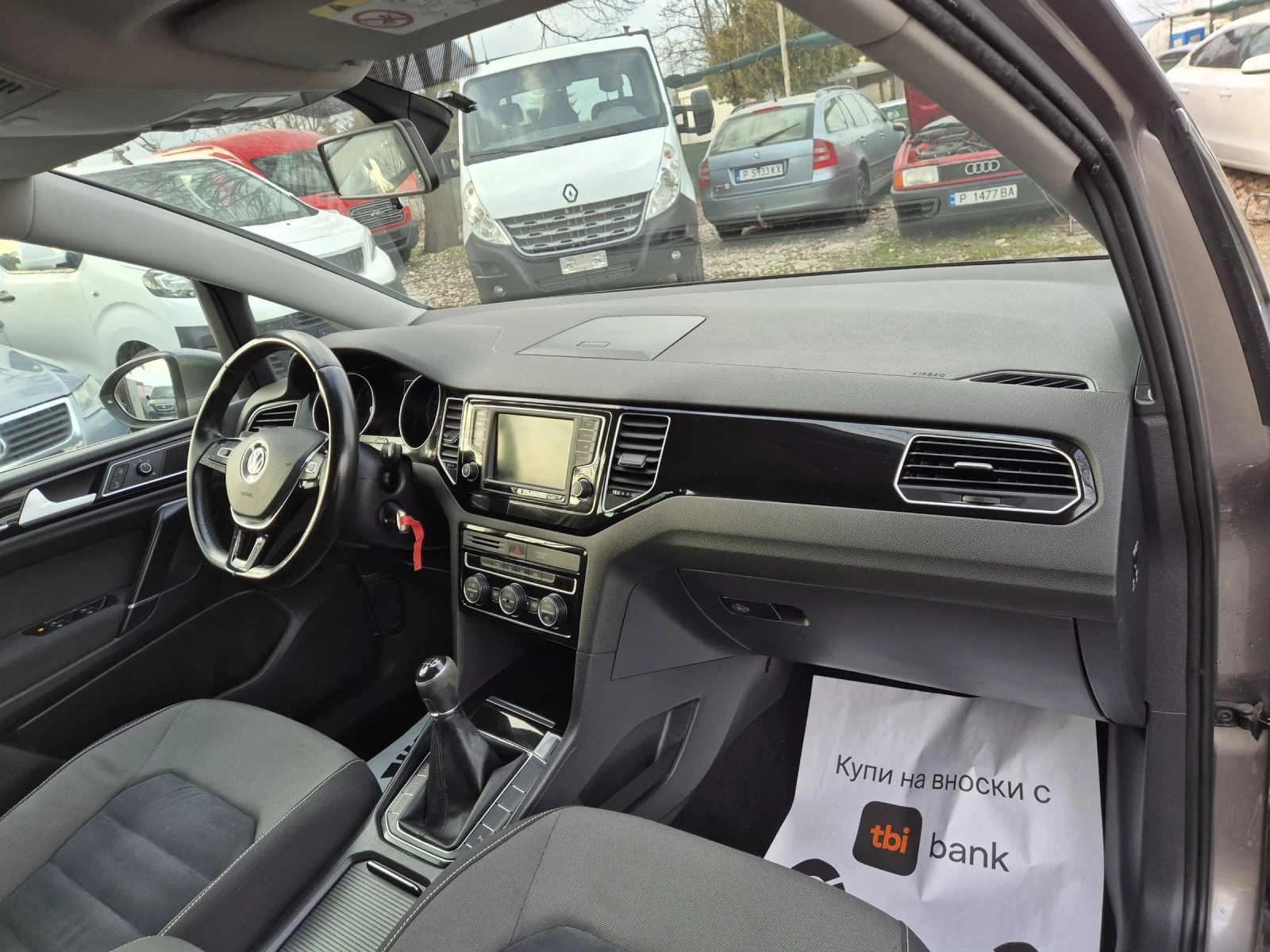 VW Sportsvan 1.6TDI-evro 6b, снимка 16 - Автомобили и джипове - 52901836