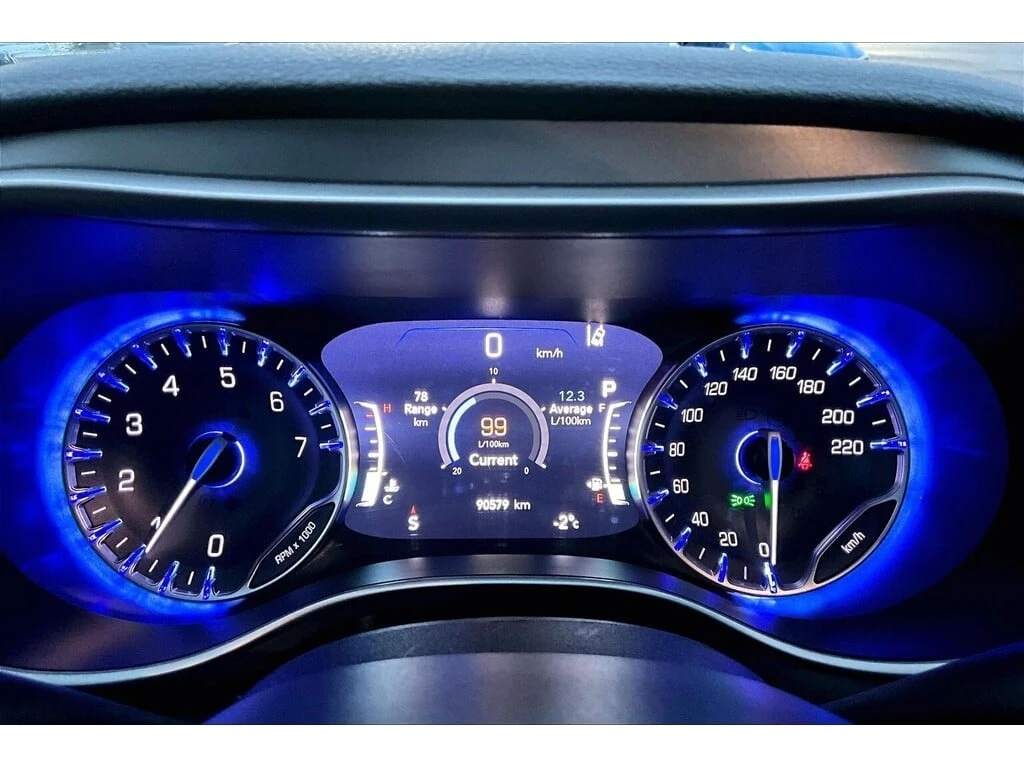 Chrysler Pacifica * Heated Seats Wheel | Power Doors | Safety Tech * - изображение 7