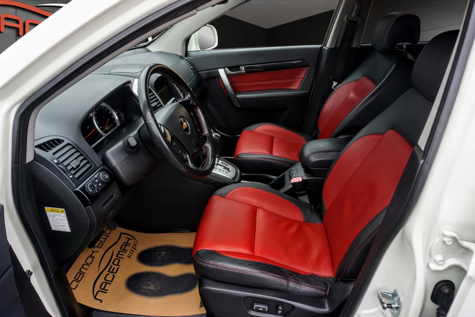 Chevrolet Captiva 2.0 VCDI SPORT, снимка 7 - Автомобили и джипове - 53446783