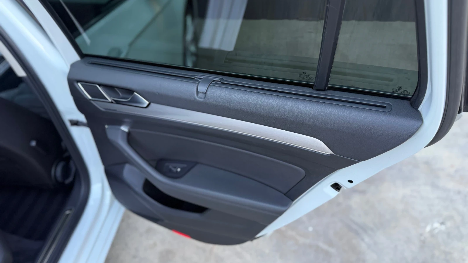 VW Passat FULL HIGHLINE DSG DIGITAL , снимка 16 - Автомобили и джипове - 54058129