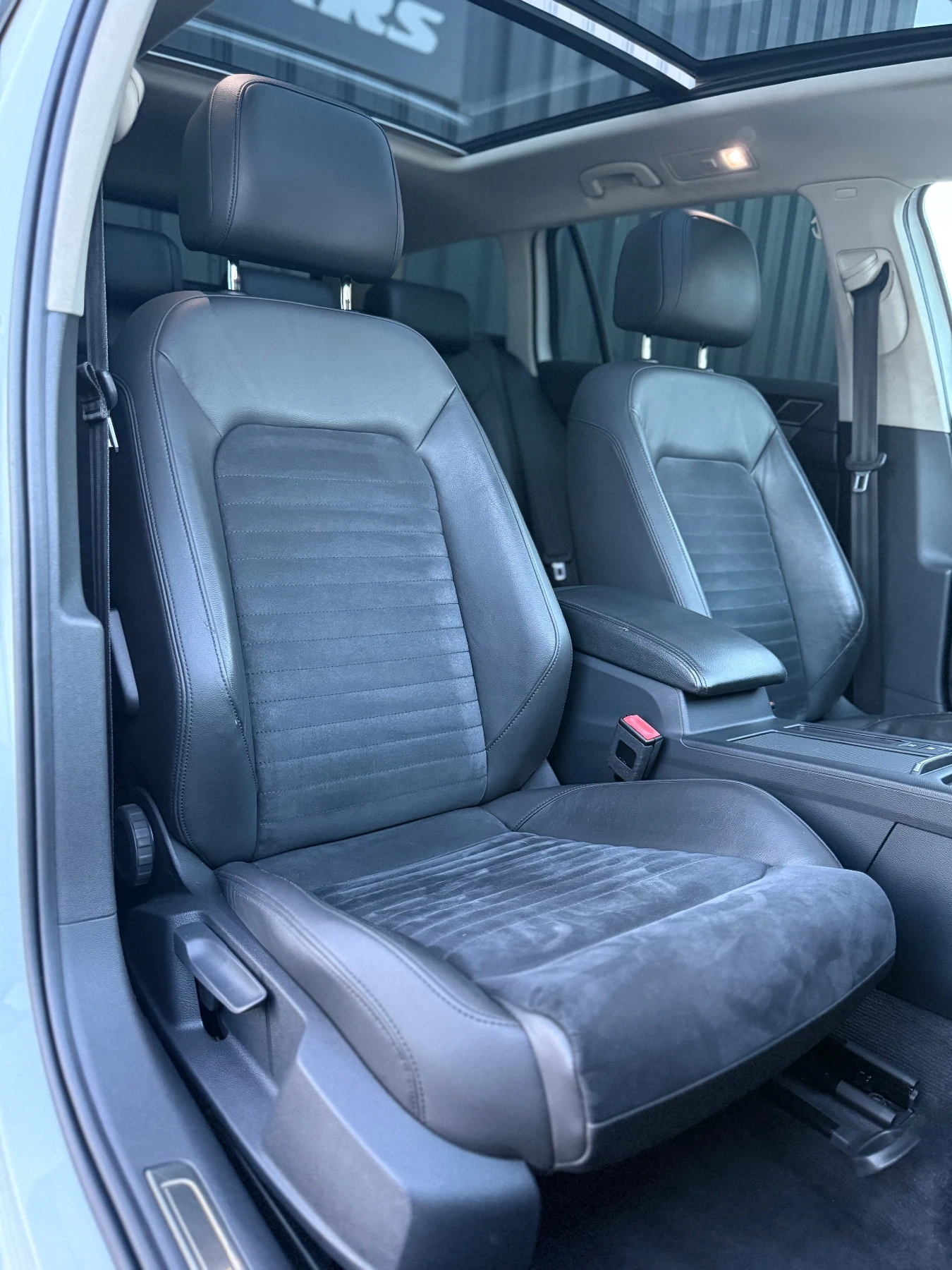 VW Passat FULL HIGHLINE DSG DIGITAL , снимка 15 - Автомобили и джипове - 54058129